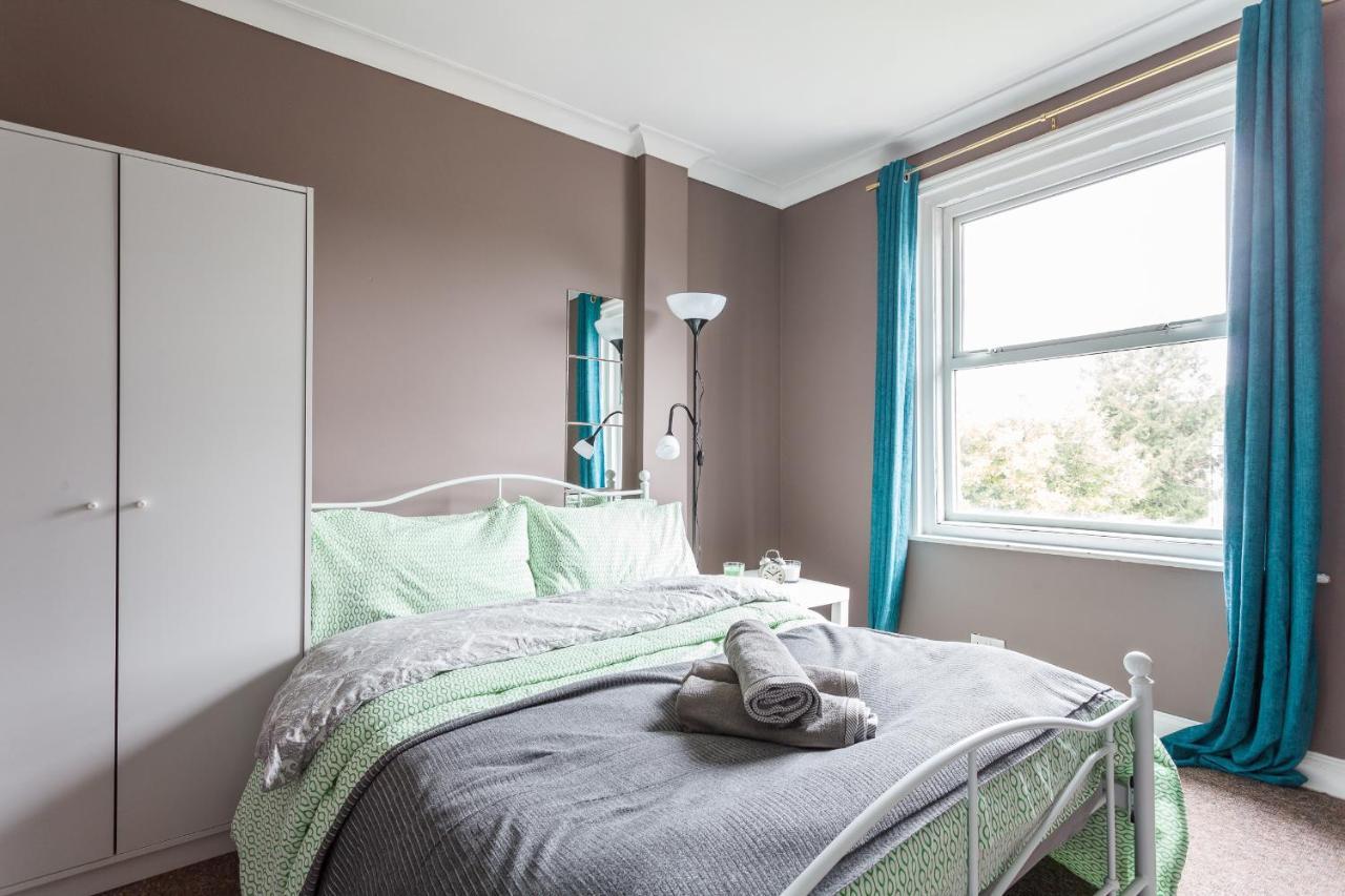 Shirley House 1, Guest House, Self Catering, Self Check In With Smart Locks, Use Of Fully Equipped Kitchen, Walking Distance To Southampton Central, Excellent Transport Links, Ideal For Longer Stays Esterno foto