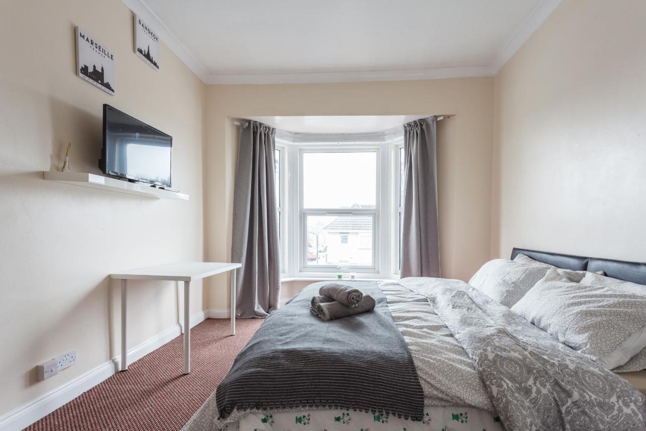Shirley House 1, Guest House, Self Catering, Self Check In With Smart Locks, Use Of Fully Equipped Kitchen, Walking Distance To Southampton Central, Excellent Transport Links, Ideal For Longer Stays Esterno foto