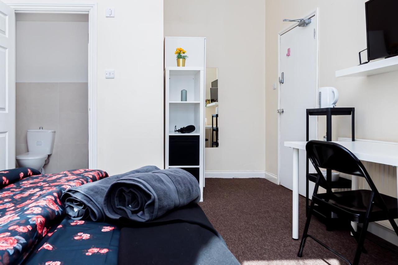 Shirley House 1, Guest House, Self Catering, Self Check In With Smart Locks, Use Of Fully Equipped Kitchen, Walking Distance To Southampton Central, Excellent Transport Links, Ideal For Longer Stays Esterno foto