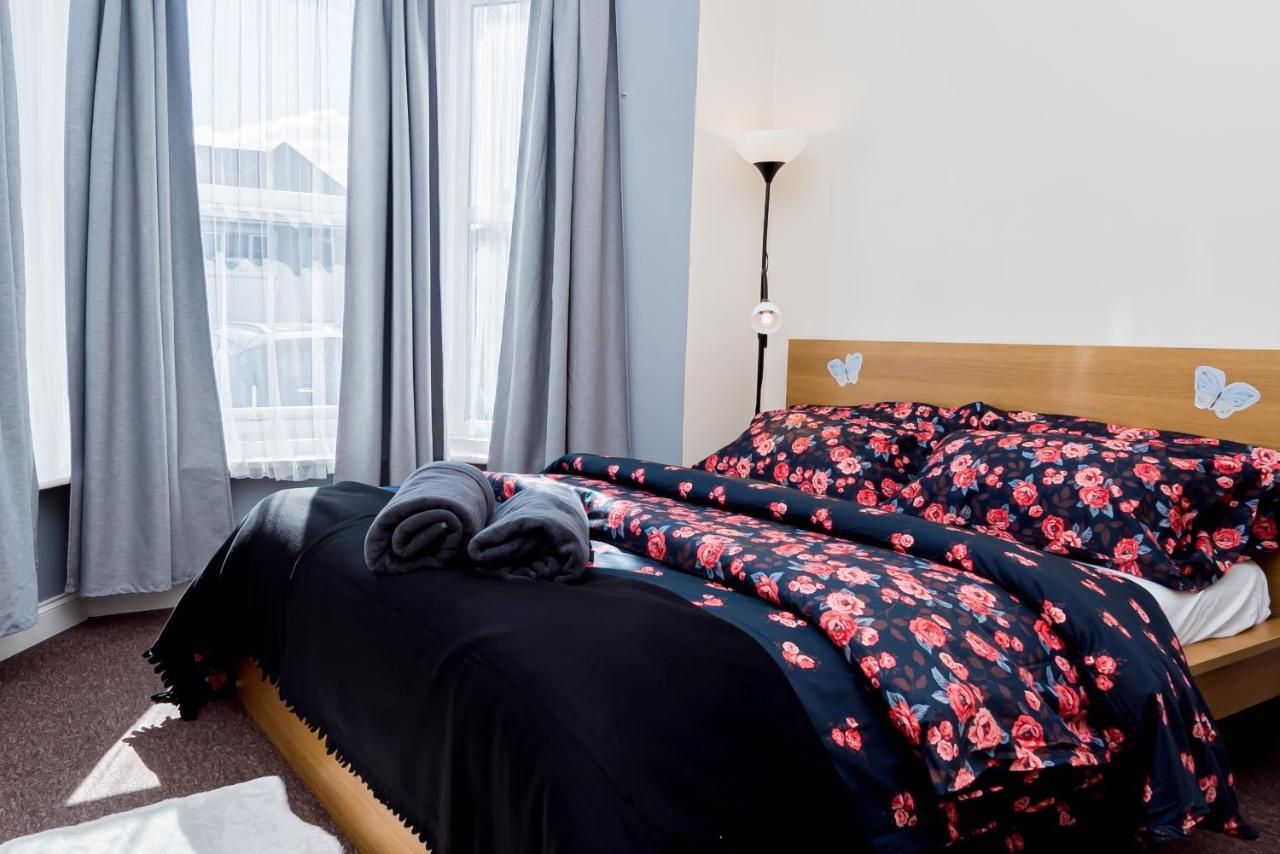 Shirley House 1, Guest House, Self Catering, Self Check In With Smart Locks, Use Of Fully Equipped Kitchen, Walking Distance To Southampton Central, Excellent Transport Links, Ideal For Longer Stays Esterno foto