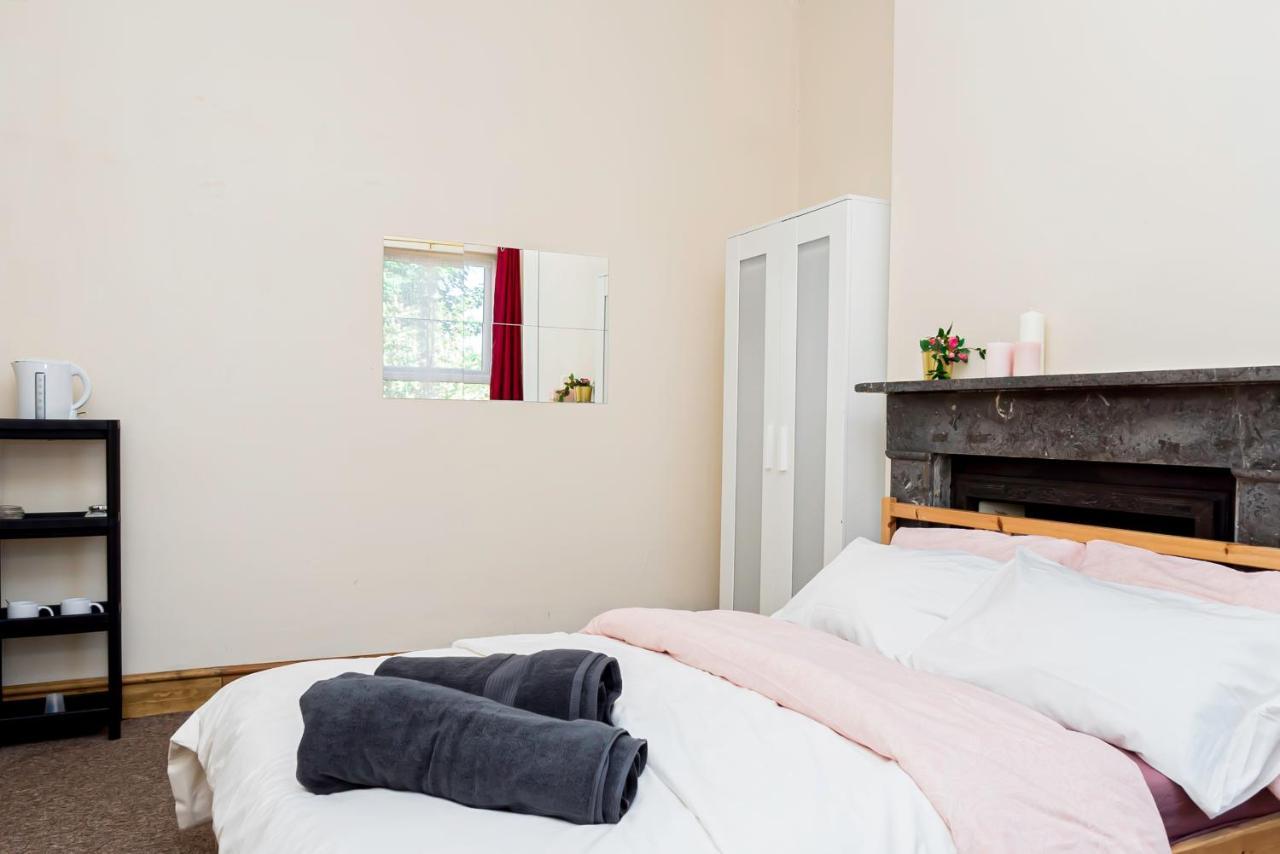 Shirley House 1, Guest House, Self Catering, Self Check In With Smart Locks, Use Of Fully Equipped Kitchen, Walking Distance To Southampton Central, Excellent Transport Links, Ideal For Longer Stays Esterno foto