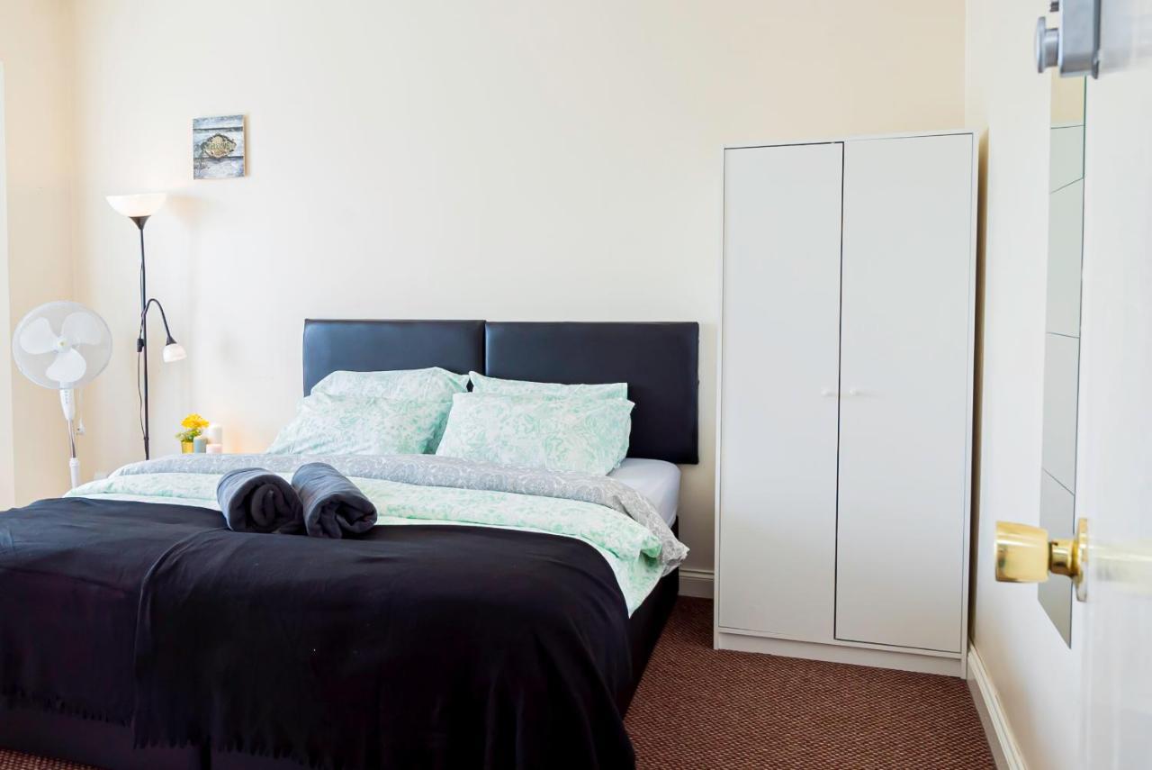Shirley House 1, Guest House, Self Catering, Self Check In With Smart Locks, Use Of Fully Equipped Kitchen, Walking Distance To Southampton Central, Excellent Transport Links, Ideal For Longer Stays Esterno foto