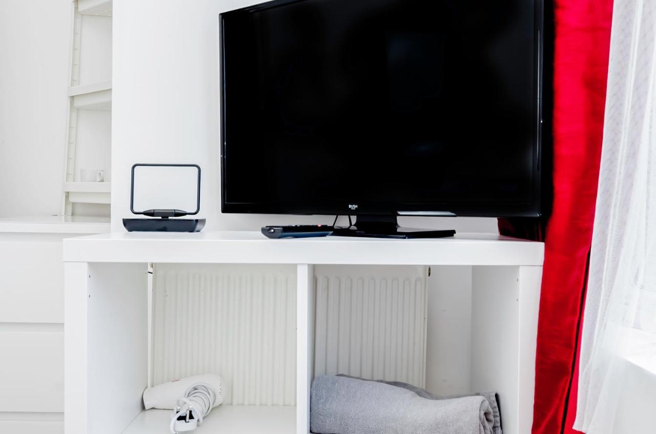 Shirley House 1, Guest House, Self Catering, Self Check In With Smart Locks, Use Of Fully Equipped Kitchen, Walking Distance To Southampton Central, Excellent Transport Links, Ideal For Longer Stays Esterno foto